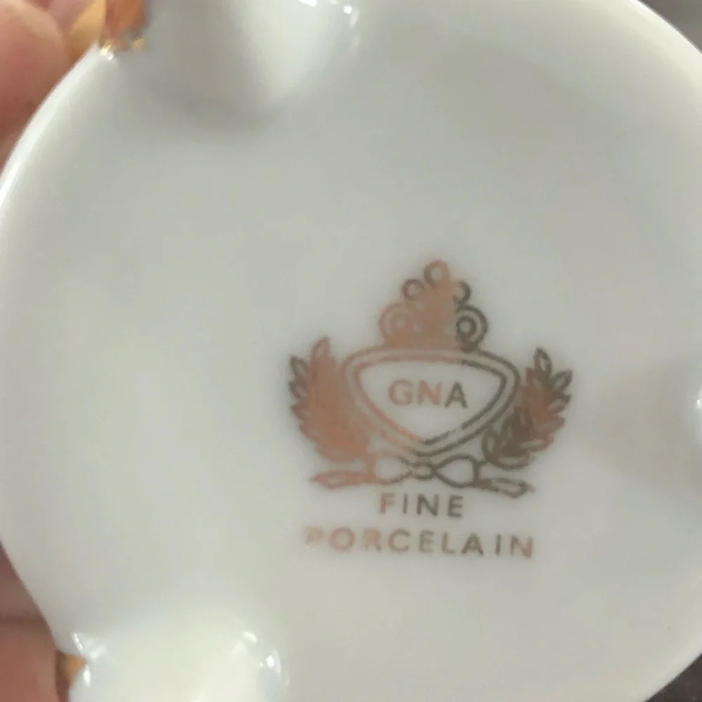 Vtg 1960’s Demitasse cup fine porcelain - Picture 4 of 4